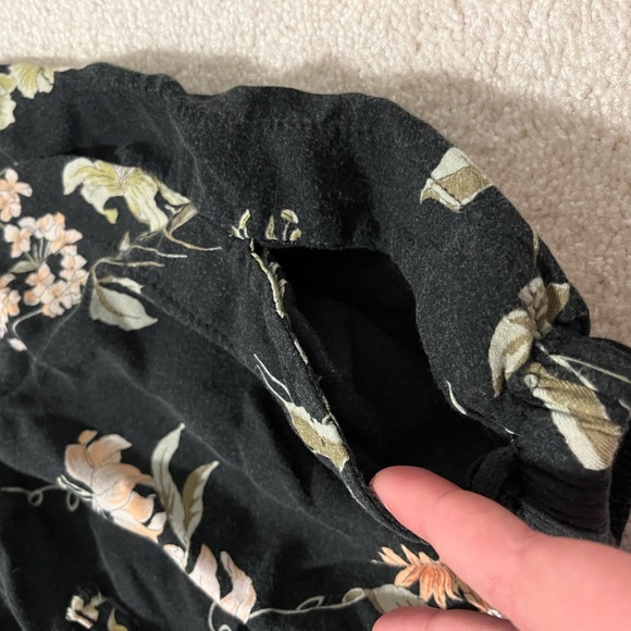 brandy melville shorts - Picture 3 of 4